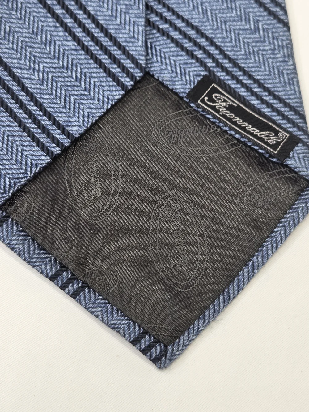 Faconnable Mens Navy Blue Herringbone Black Striped 100% Silk XL Tie 3.85